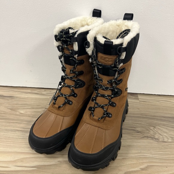 UGG Chestnut Adirondack Meridian Gore-Tex Extreme Boots Women's 8 1151830 $400 - Picture 1 of 9